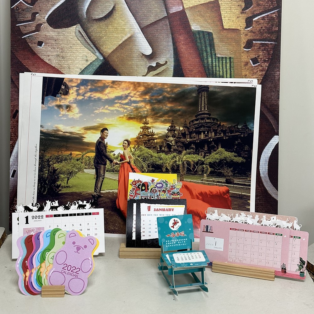 PP月曆、月曆卡座、立式桌曆、三角桌曆
